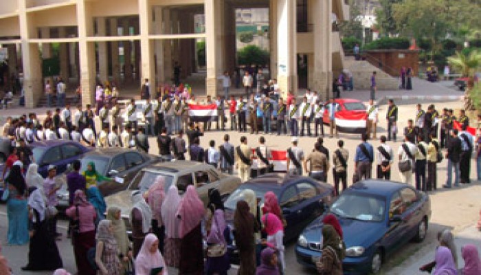 مظاهرة لطلاب الإخوان بالزقازيق احتجاجًا على شطبهم
