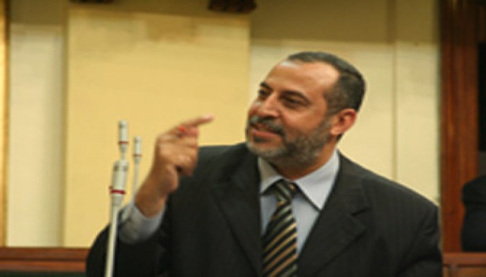 راضي: "زراعتنا" تهدر الثروة السمكية وتستورد لحومًا "فاسدة"