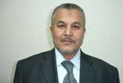 محمد يوسف يوزع جوائز الدورة الصيفية ويكرم الفائقين