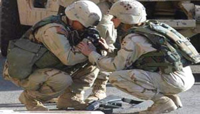 لليوم الثاني.. مقتل جندي أمريكي وإصابة اثنين آخرَين بالعراق