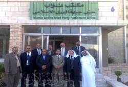 عودة حسين والحسيني من زيارة إلى الأردن