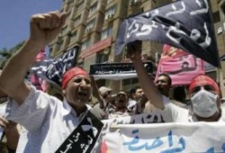 فريد إسماعيل يحذر الحكومة من الالتفاف حول وقف أجريوم
