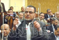 الديب يقدم 5 اقتراحات لحل مشاكل دائرته