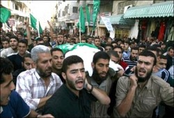 استشهاد 3 مقاومين وإصابة 3 شرق خان يونس