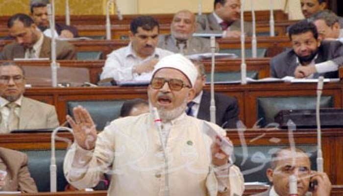 عسكر يطالب مبارك بإنقاذ الأزهر من مخططات القضاء عليه