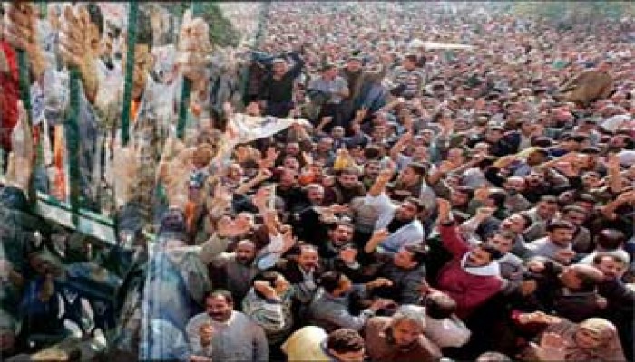 الإضرابات السلمية جائزة شرعًا