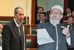 عوض الله وعسكر يجبران وزير الاستثمار على عدم بيع "غزل الفيوم"