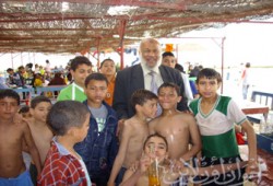 نائبا الإخوان بالفيوم يكرمان الأيتام