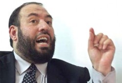 نزال: مصر لا تزال الدولة المعتمدة للوساطة في ملف شاليط