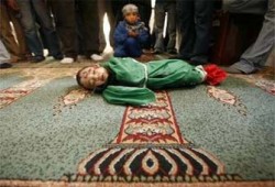 132 شهيدًا بينهم 66 طفلاً نتاج "محرقة" غزة الصهيونية