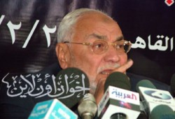 المرشد العام يطالب الشعوب الإسلامية بعدم الرضوخ للاستبداد