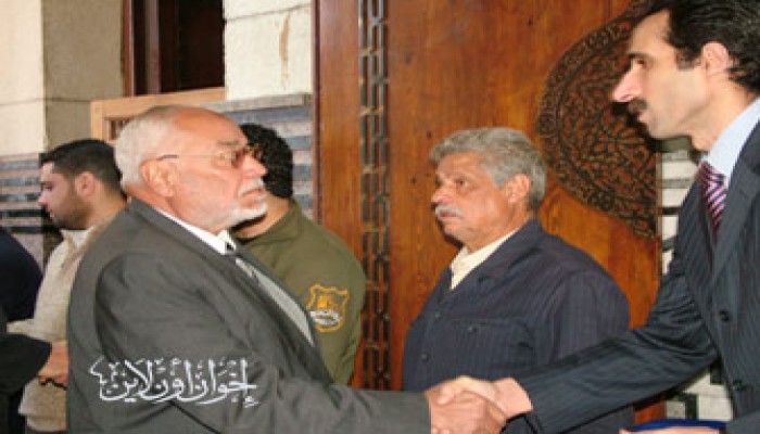 جنازة مهيبة للفقيدين مجدي مهنا ورجاء النقاش توحد مصر!!