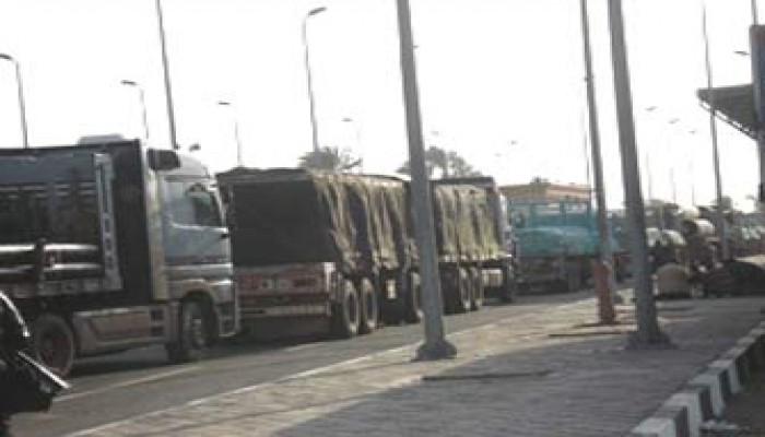 نواب الإخوان ينجحون في تمرير أكثر من 70 قافلة إغاثة لغزة