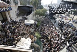 المرشد العام ينفي ما نشرته (المصري اليوم) حول خروج المظاهرات بعد اتصال مشعل
