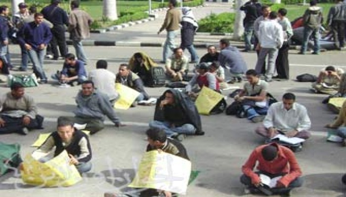 اعتصام وإضراب عن الطعام للمستبعدين من المدينة الجامعية بالقاهرة