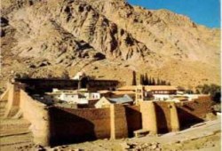 وزارة الثقافة تبني استراحة بـ12 مليون جنيه لمفتش آثار!!