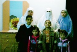 "آلاء" كريمة المعتقل أمير بسام.. سلامتك!!