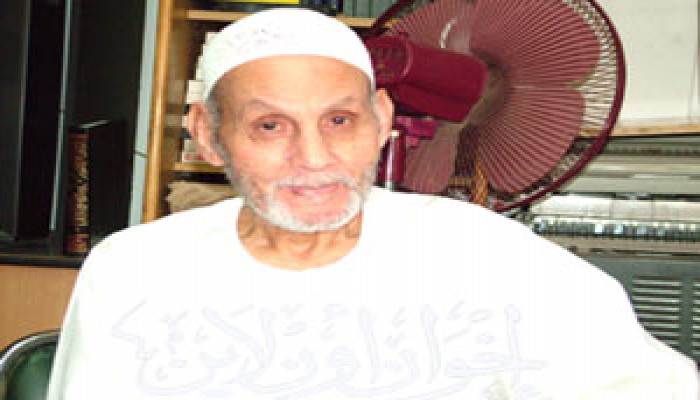 لاشين أبو شنب يروي قصة سبعة عقود مع الإخوان المسلمين