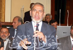 10 وقائع في سؤال للبن يتهم فيها الحكومة بعدم احترام مجلس الشعب