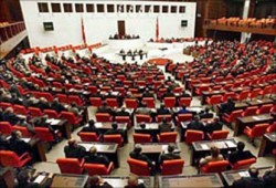 الترقُّب يحيط بانتخاب رئيس تركيا
