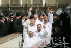 الإثنين.. مؤتمر صحفي لكلارك وهيئة الدفاع عن الإخوان بنقابة المحامين