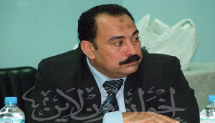 ضرب حماس ودعم عباس