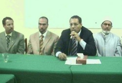 مكافأة بالغربية لمن يعثر على لافتة لمرشحي الإخوان غير ممزقة