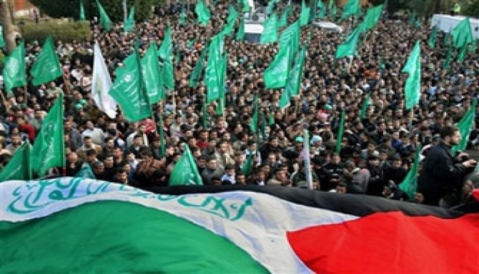 حماس تدعو لعزل الكيان دوليًّا وتصاعد الدعوات المطالبة باستقالة أولمرت
