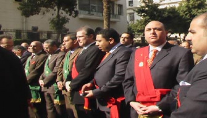 صراع السلطة مع القضاة.. الجولة الحاسمة!!