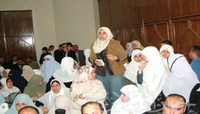 قرار بالإفراج عن خمسة من المحالين إلى القضاء العسكري واعتقالهم في نفس الوقت