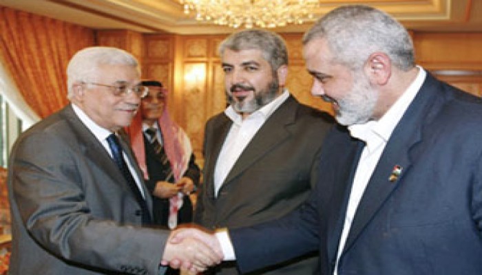 هنية يؤكد قرب تشكيل الحكومة ويجتمع مع عباس الأحد المقبل