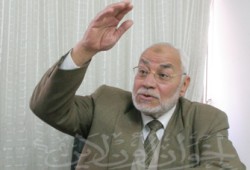 المرشد العام: النظام يرفض وجود أي منافس له على الساحة السياسية