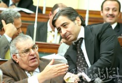 أحمد عز يقود مذبحة ضد "عواجيز" الحزب الوطني