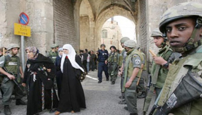 حكومة الوحدة تُحدث انقسامات بين الصهاينة واستمرار الحفريات تحت الأقصى