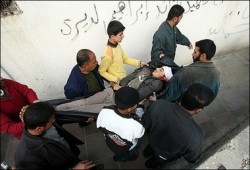 مطالبة الإخوان بـ"النووي" والاشتباكات الفلسطينية عناوين عالمية لافتة