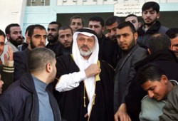 هنية يؤكد تقدم مفاوضات حكومة الوحدة وحماس تحذر "انقلابيي فتح"