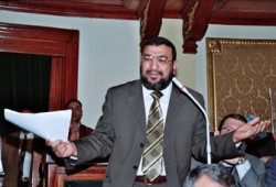 الشاعر يتهم السياحة والداخلية بالمسئولية عن شركات النصب على الحجاج