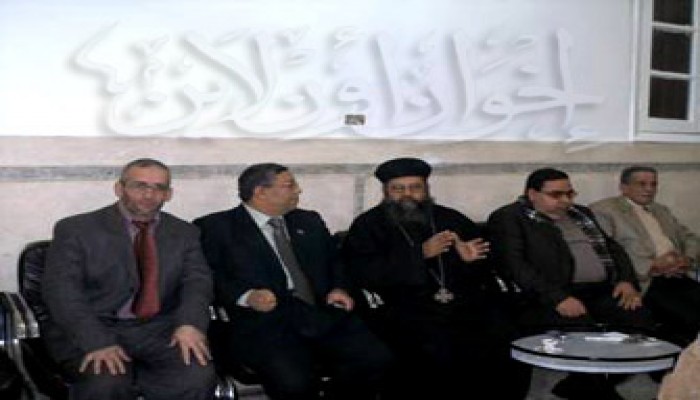 نواب الإخوان يقدمون التهاني للمسيحيين ويؤكدون على مبدأ المواطنة