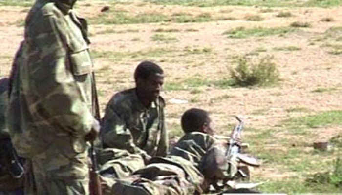 المحاكم والقوات الإثيوبية تبدآن التحضير لمعارك برية ودعوات دولية لوقف القتال