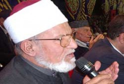 الشيخ عقل يعلن وجود 5 فرص للحج لأبناء كفر صقر