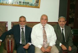 المرشد العام يبحث مع الزهَّار وأبو السبح الأوضاع الفلسطينية