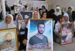 بالأرقام.. دراسة عن معاناة الأسرى الفلسطينيين في سجون الاحتلال