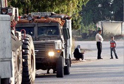 هنية يحذر من الابتزاز وعباس يواصل التصعيد بالإشارة لحل الحكومة