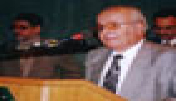 أعضاء مجلس الشعب يحمِّلون الحكومة مسئولية تلوث مياة الشرب