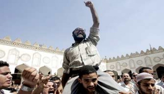 علماء الدين يفندون اتهامات بابا الفاتيكان ضد الإسلام والنبي الكريم