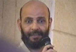 الحكومة تستجيب لعميش وتسكن عمال النظافة المنتدبين