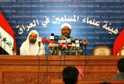 "علماء المسلمين" والتيار الصدري يرفضان دعوة الطالباني لبقاء الاحتلال