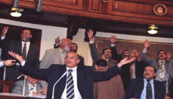 نواب الإخوان يطالبون باجتماع طارئ للجنتين الدينية والخارجية بمجلس الشعب