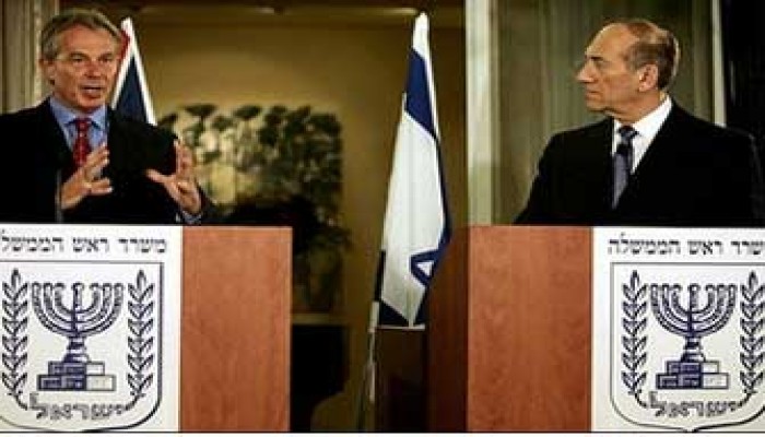 بلير في رام الله وسط احتجاجات فلسطينية وأنباء عن إعادة فتح معبر المنطار