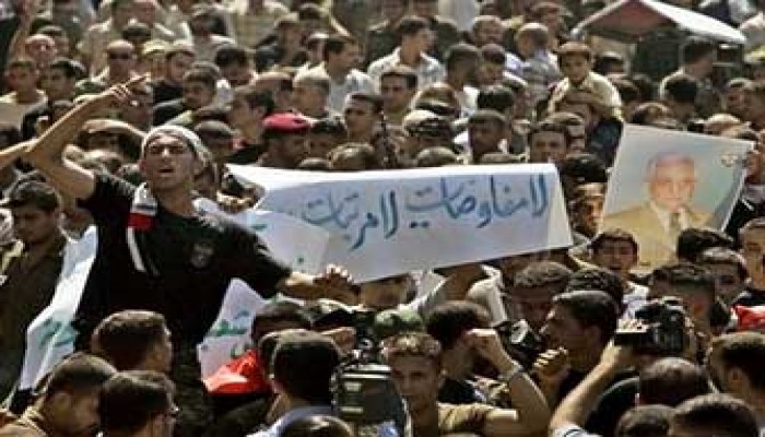 استشهاد 5 من "القسام" والحكومة الفلسطينية توفر دفعات من الرواتب